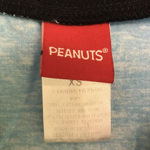 Peanuts Scrub Top Charley Snoopy Dog XS V-Neck Medical Vet Black Teal 2 Pockets - Picture 5 of 8